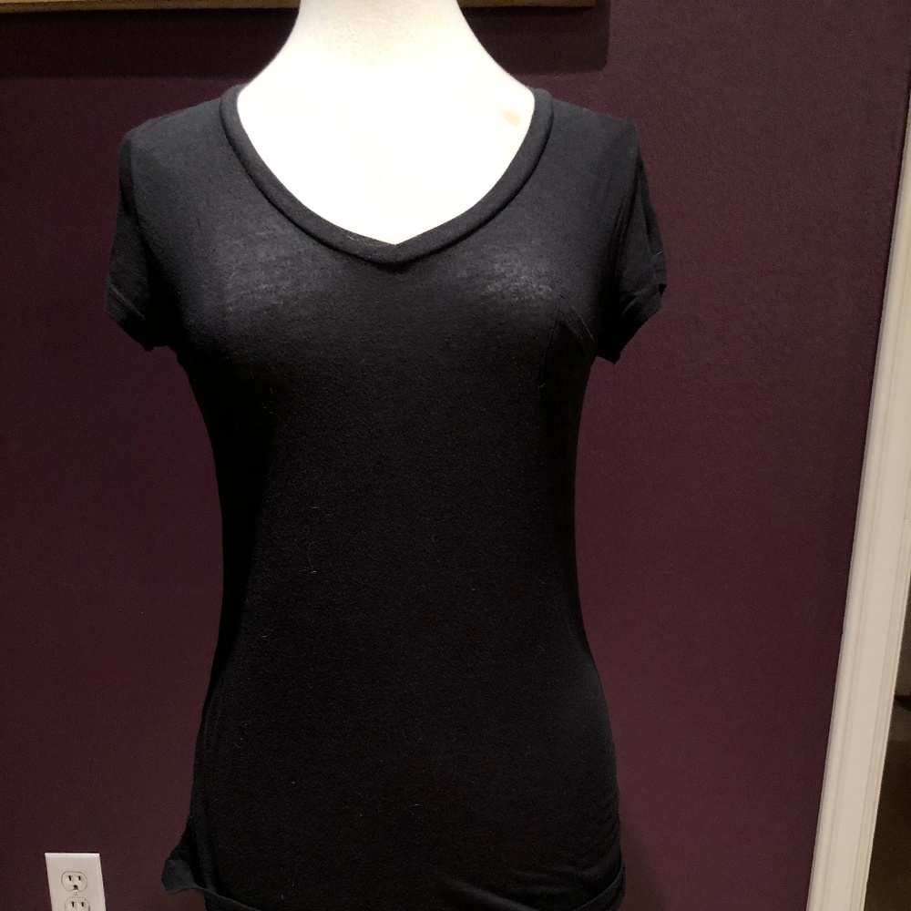 Zoa Black Tee